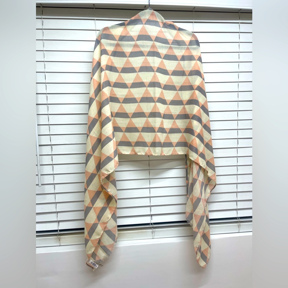 Wrap - Picture 2 of 2